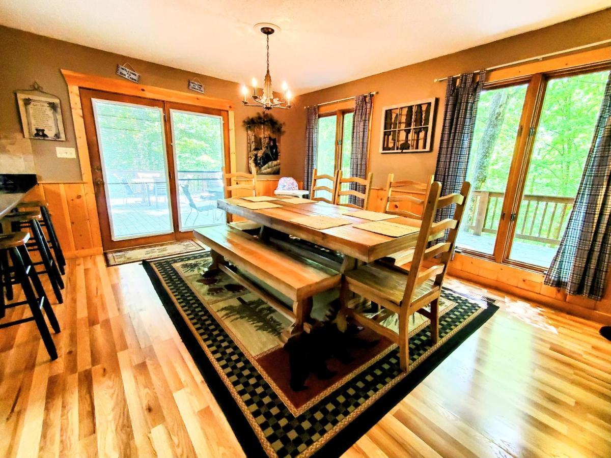 Wandering Bear Lodge-Free Tickets Sevierville Exterior photo