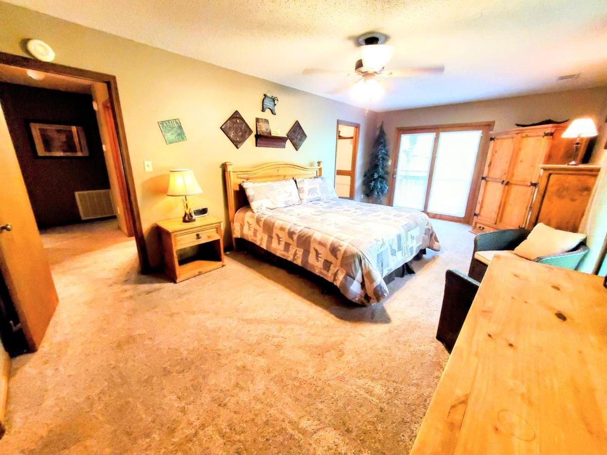 Wandering Bear Lodge-Free Tickets Sevierville Exterior photo