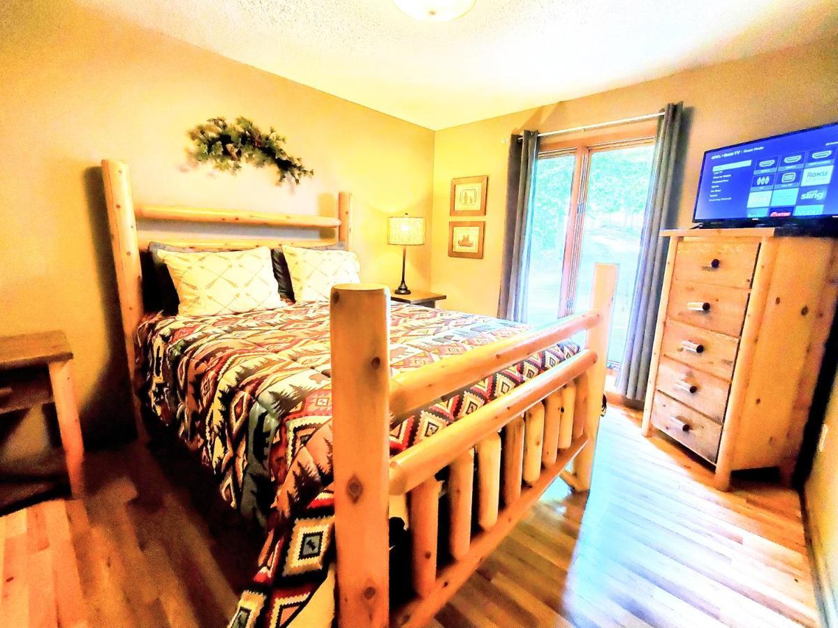 Wandering Bear Lodge-Free Tickets Sevierville Exterior photo